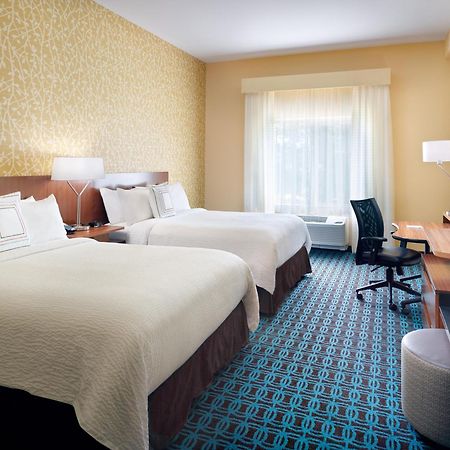 Fairfield Inn & Suites By Marriott Hendersonville Флет Рок Екстериор снимка