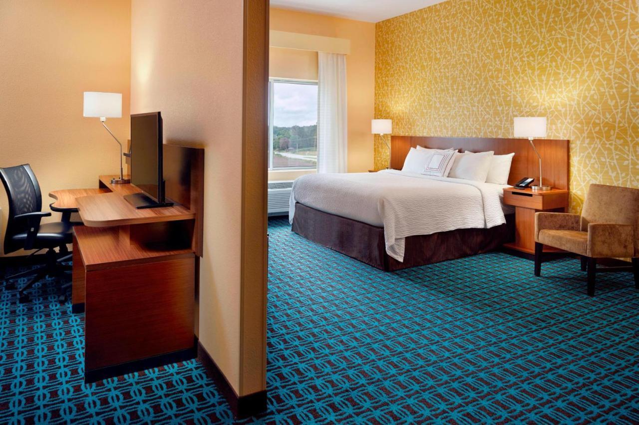 Fairfield Inn & Suites By Marriott Hendersonville Флет Рок Екстериор снимка